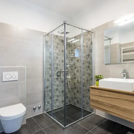 Vila Modern 3-bedroom With A Private Pool