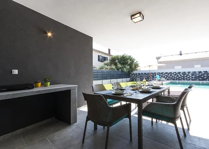 Villa Modern 3-bedroom With A Private Pool