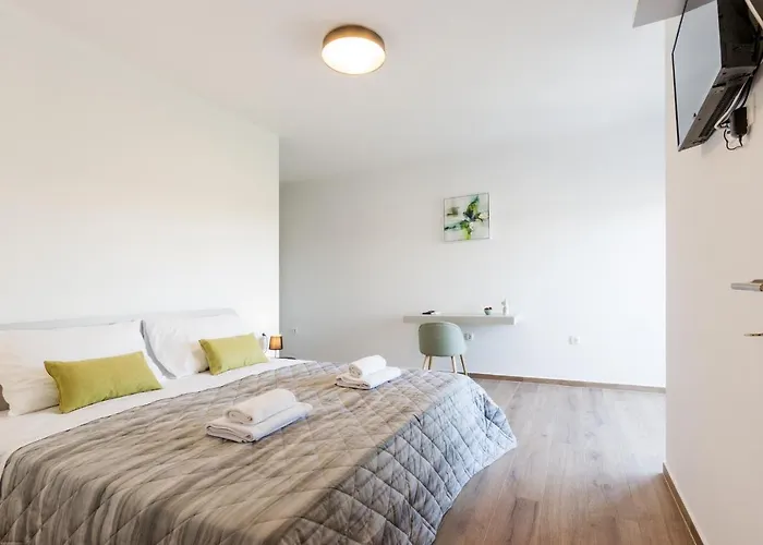 Βίλα Modern 3-bedroom With A Private Pool